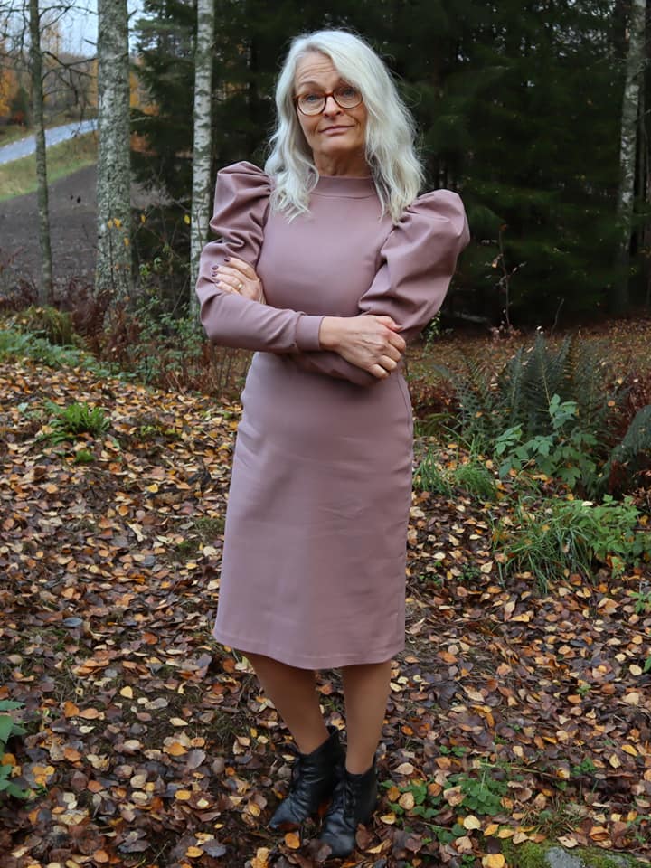 Symönster Sandra puffärmsklänning/tröja